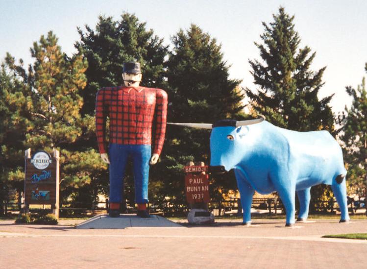 Paul Bunyan and Babe the Blue Ox statues in Bemidji, Minnesota. 